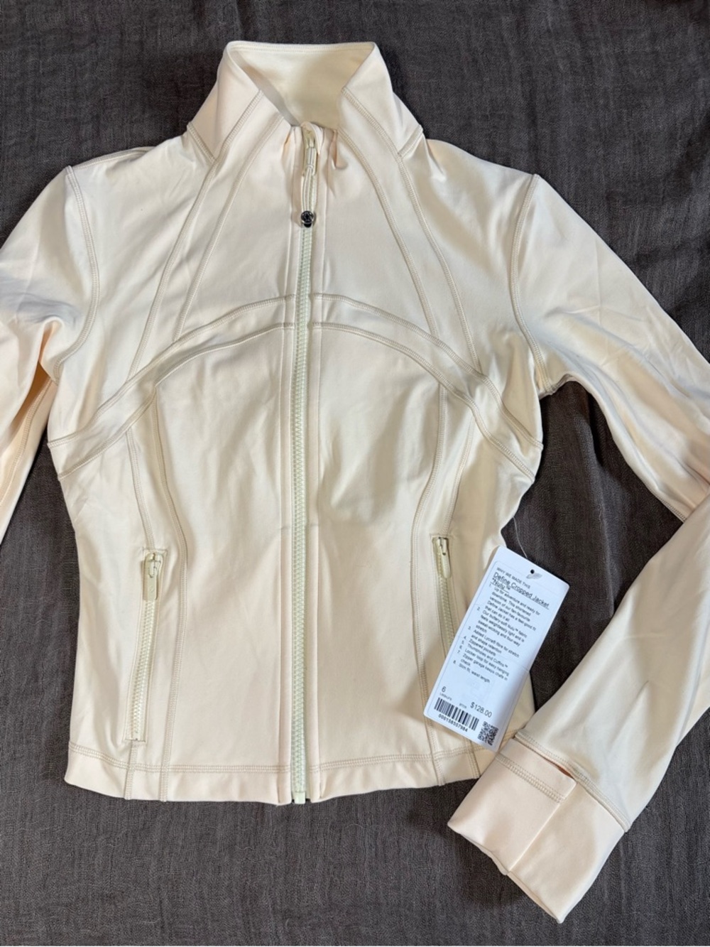 Lululemon Butter Cream Define Cropped Jacket. (NWT)